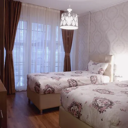 Calla Bella & Snack Bar