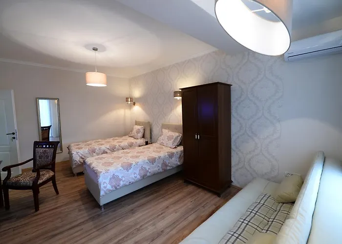 Calla Bella & Snack Bar *